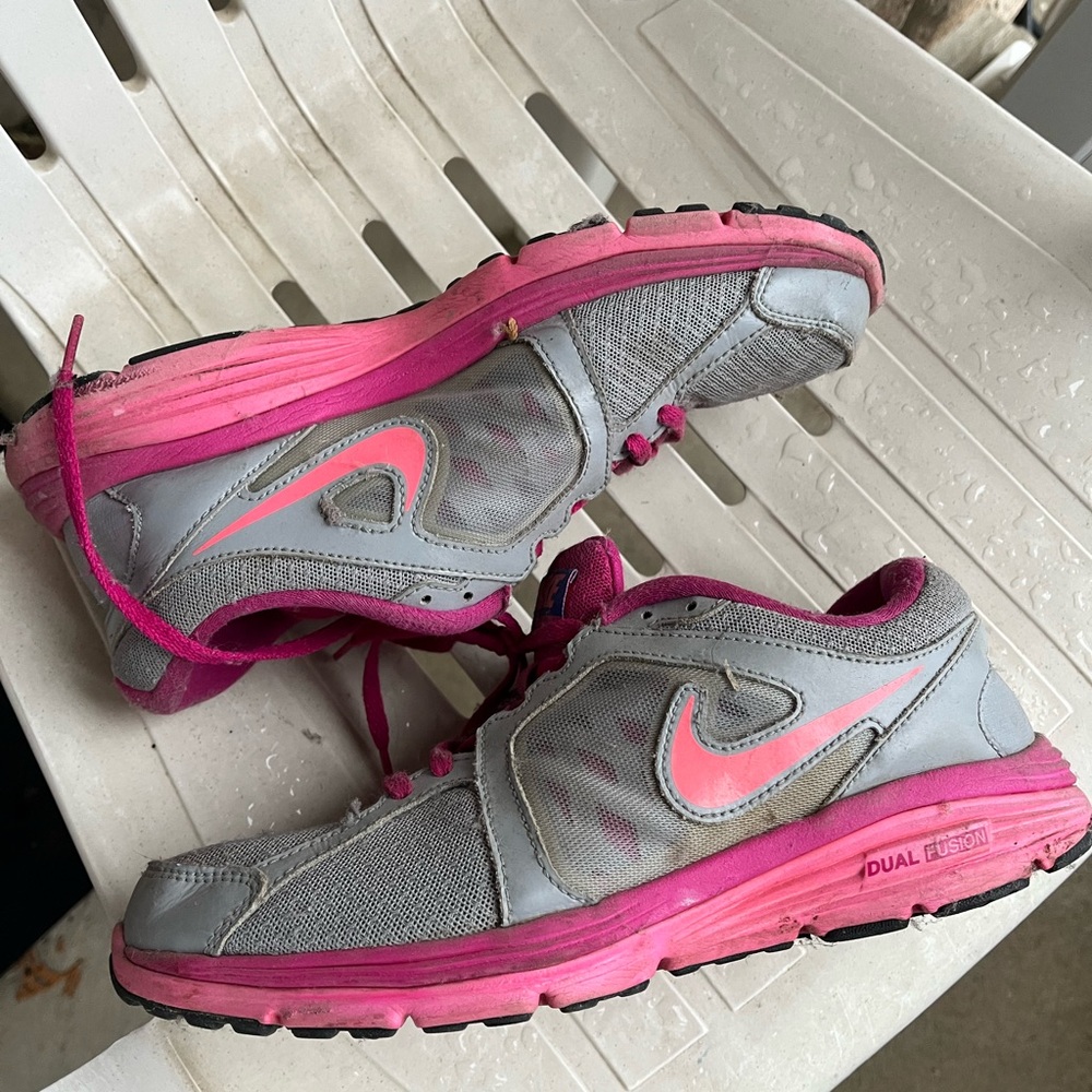 Nike Women's Pink and Gray Running Shoes